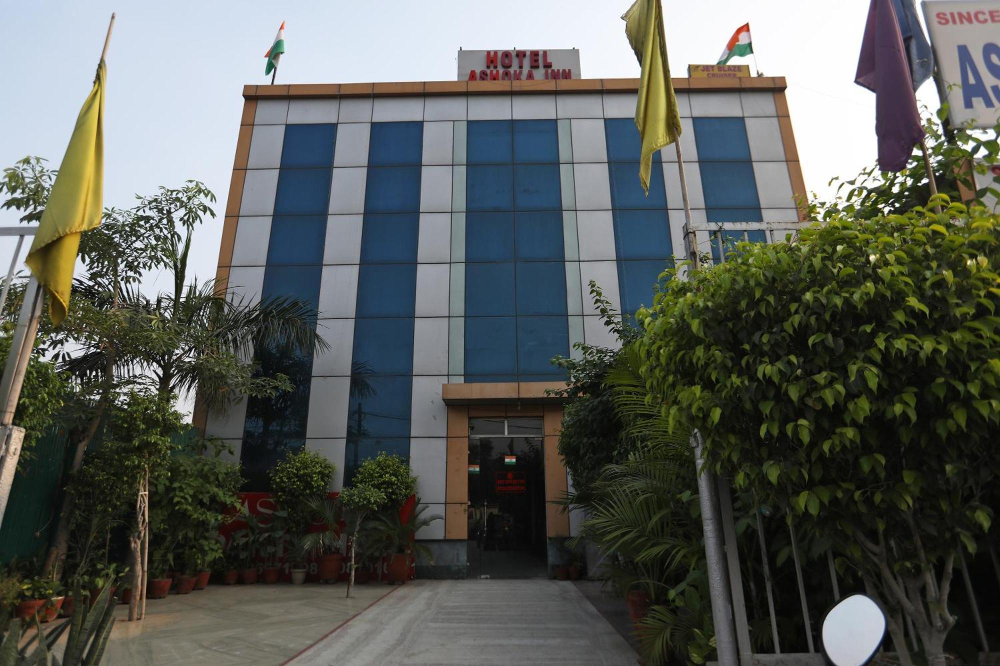 Hotel O Ashoka Inn Hotel Near Botanical Garden Noida Exterior photo