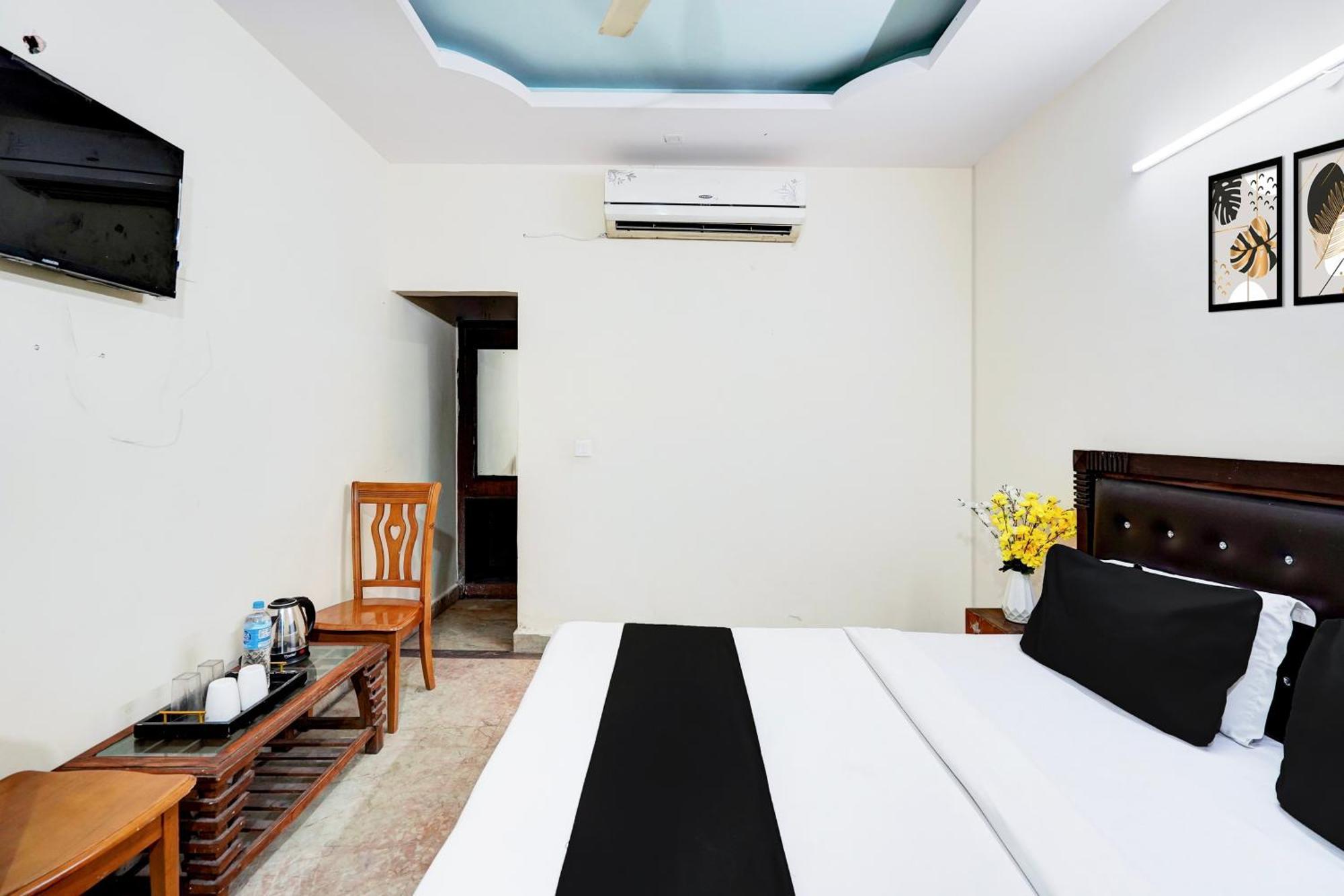 Hotel O Ashoka Inn Hotel Near Botanical Garden Noida Exterior photo